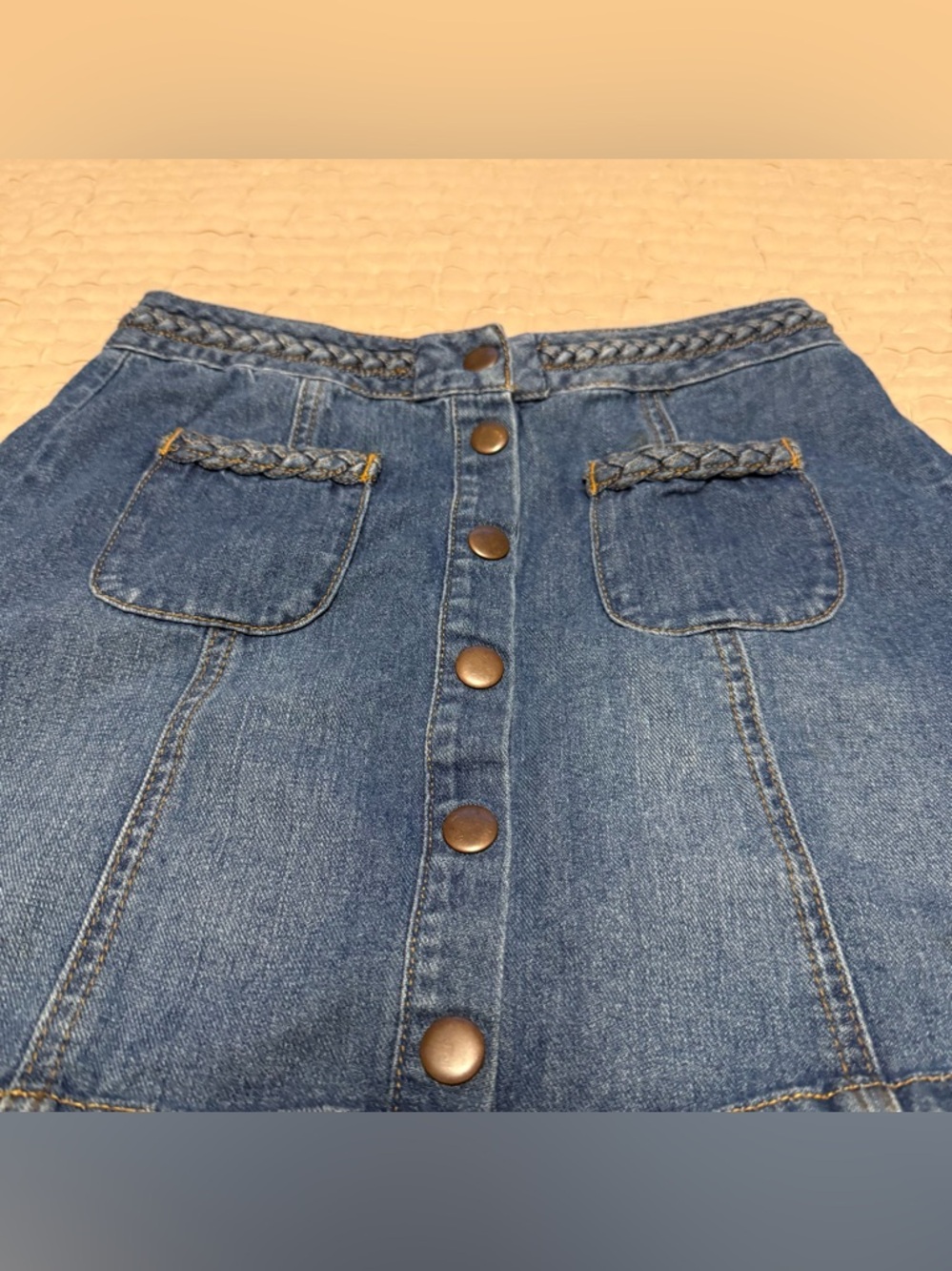 Kendall + Kylie Braided Snap Front Denim Mini Skirt w/front pockets.  Waist 25 - Picture 6 of 14
